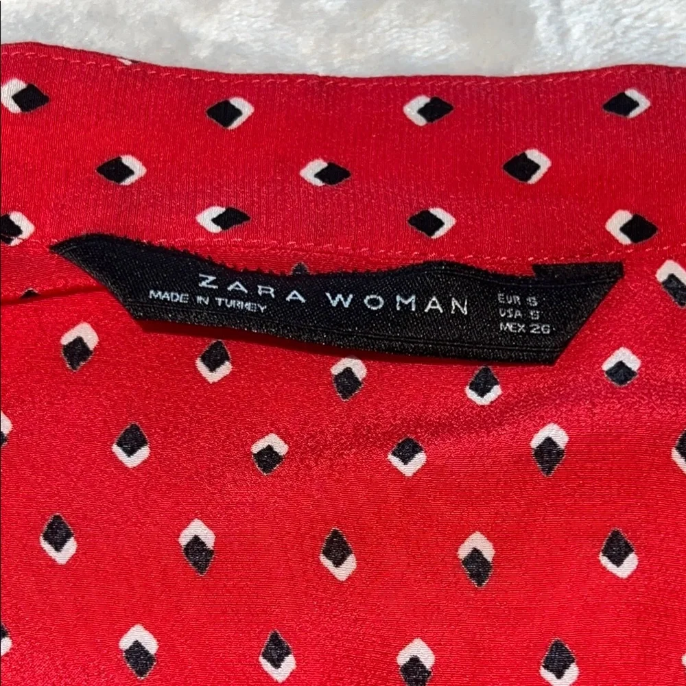 Zara Woman Women’s Red and White Puff Sleeve Blouse with Tie Front SZ Small